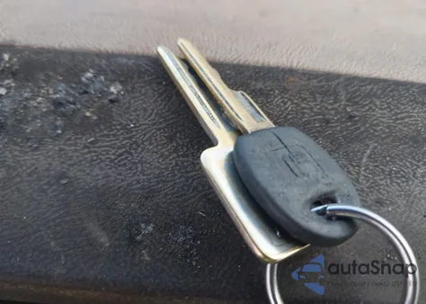 1990 Chevrolet Gmt-400 K1500 из США, поврежденный, VIN 1GCDK14K8LZ136373